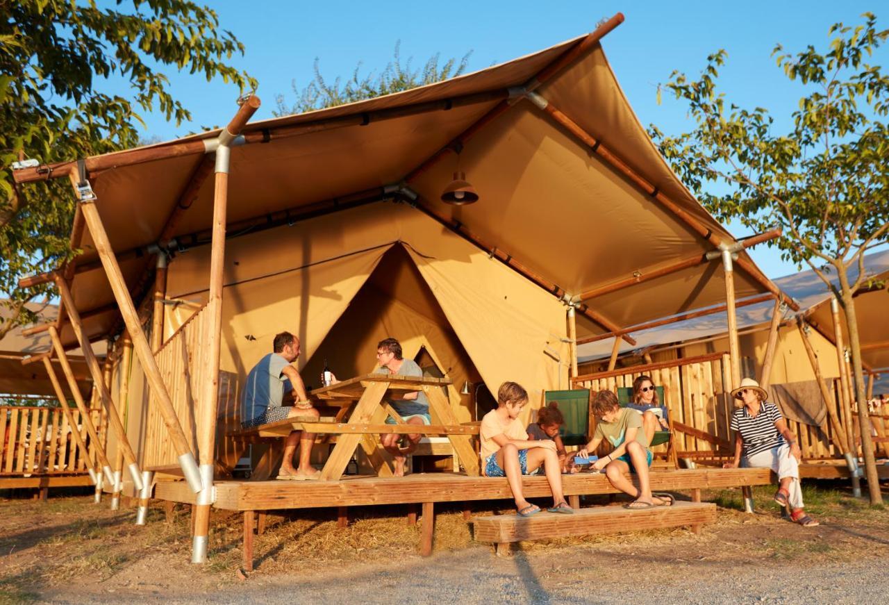 Hotel Camping Nautic Almata Glamping Castello  D'Empuries Exterior foto